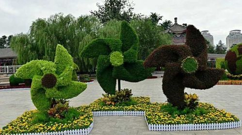 匠心定制，綠意塑形 探索四川雕塑廠(chǎng)家的園林綠雕與景觀工程